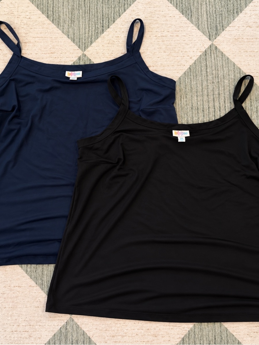 LuLaRoe 2XL Camisole Tank Tops Navy & Black 2 Pack Spaghetti Strap